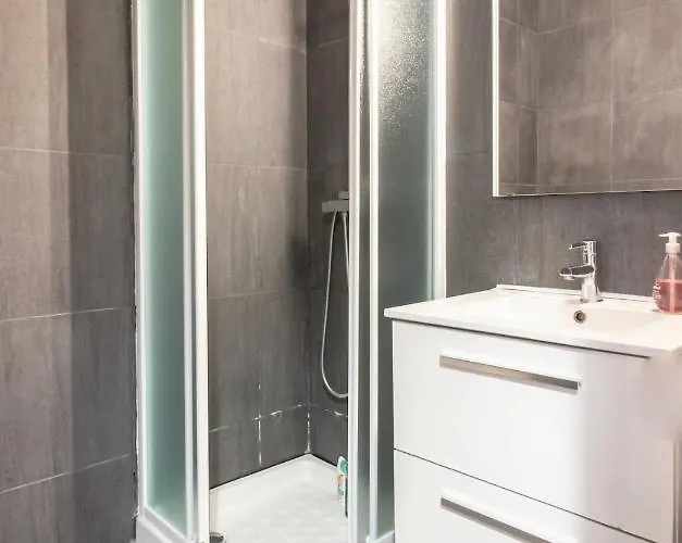 Reve De Jade Devant Le Canal Apartman